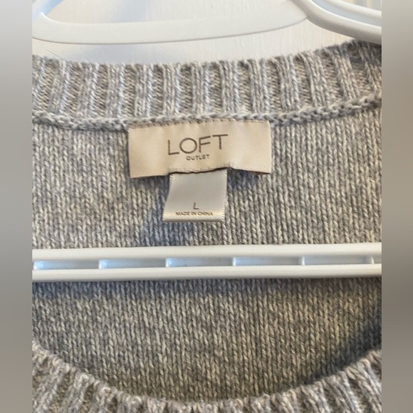 loft size LG - Picture 3 of 4